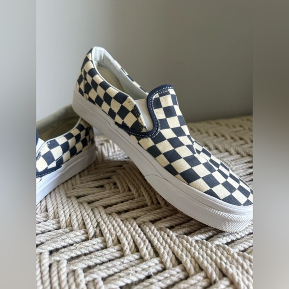 Vans Slip On Sneakers in Navy/Cream Checkered Print Sz 7.5 - Picture 4 of 5